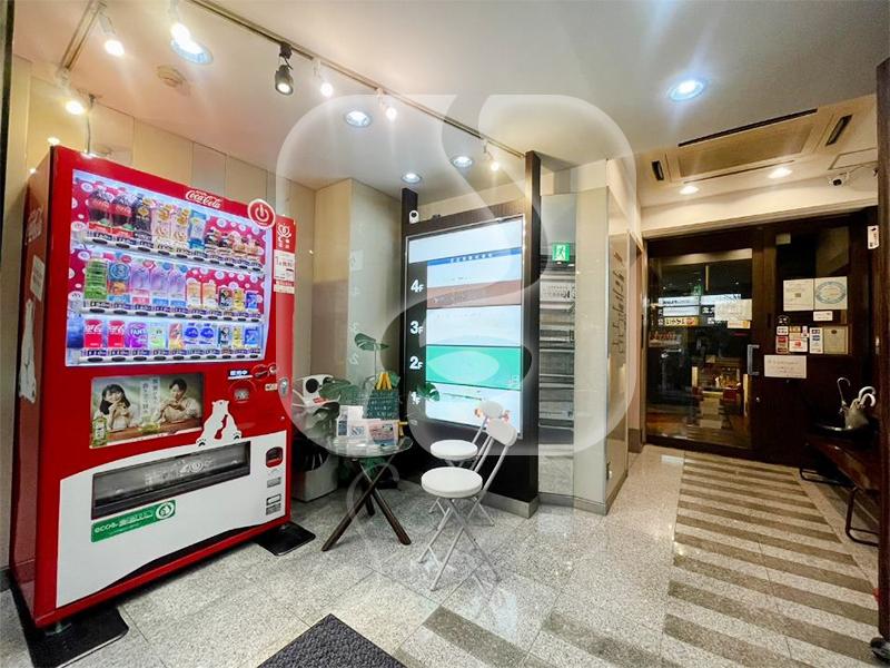 本町駅徒歩約1分!/☆軽飲食相談可のスケルトン☆/3階店舗//S912